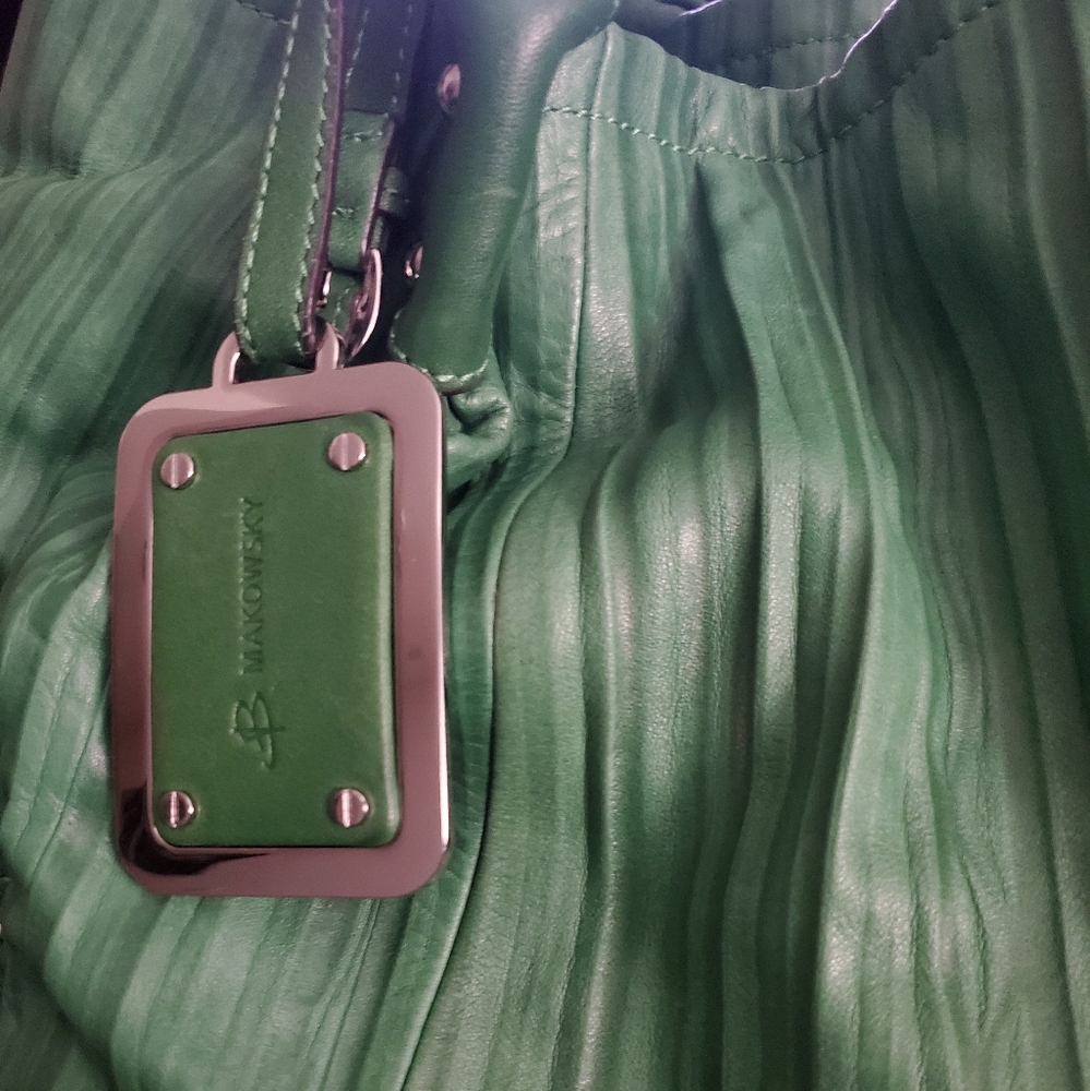 B. Makowsky Green Leather Purse - Picture 3 of 5